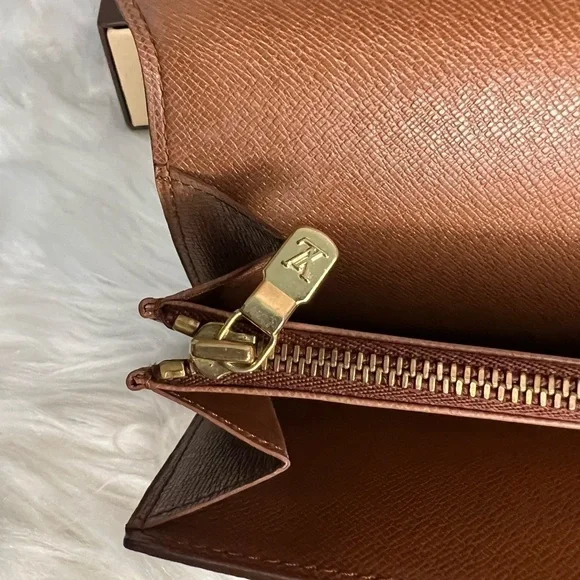 LOUIS vuitton Monogram Pochette Porte Credit Wallet - Picture 12 of 16